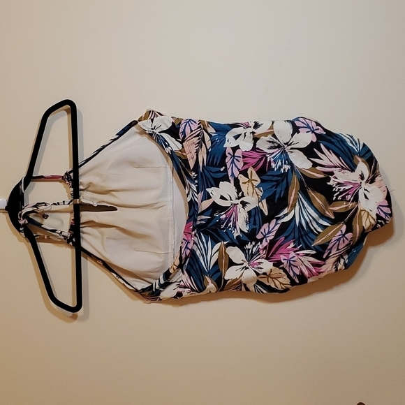 Kona Sol Floral print one piece swimsuit size Large - Picture 5 of 10